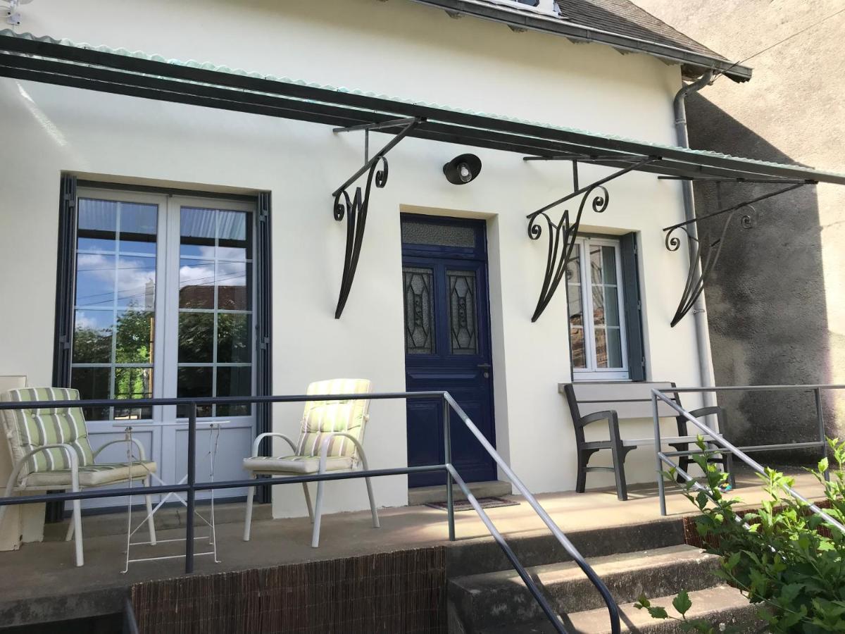 Town House Jumilhac-Le-Grandヴィラ エクステリア 写真