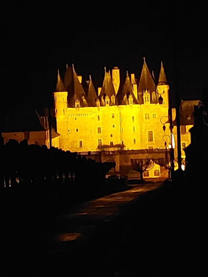 Town House Jumilhac-Le-Grandヴィラ エクステリア 写真
